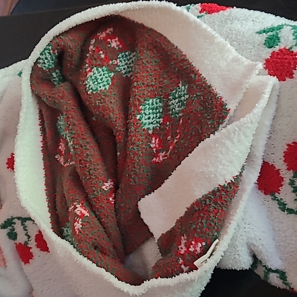 🍒Decorative Throw - Picture 5 of 8